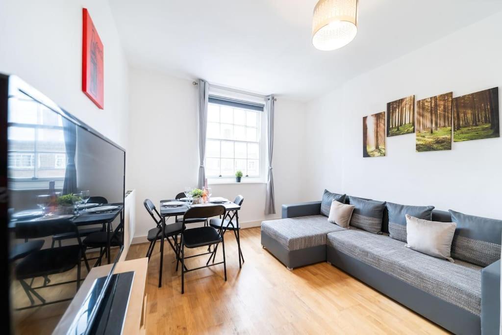 לונדון Beautiful One Bedroom Flat In Tavistock Place מראה חיצוני תמונה