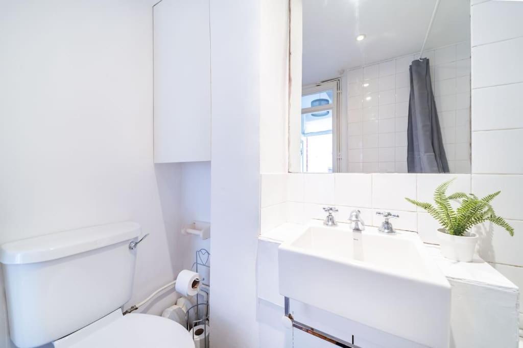 לונדון Beautiful One Bedroom Flat In Tavistock Place מראה חיצוני תמונה